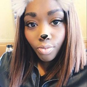 Meet your Posher, Dawnette